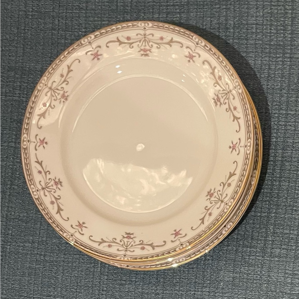 Carlton (Japan) China - Alexandra - 4 bread & butter plates
